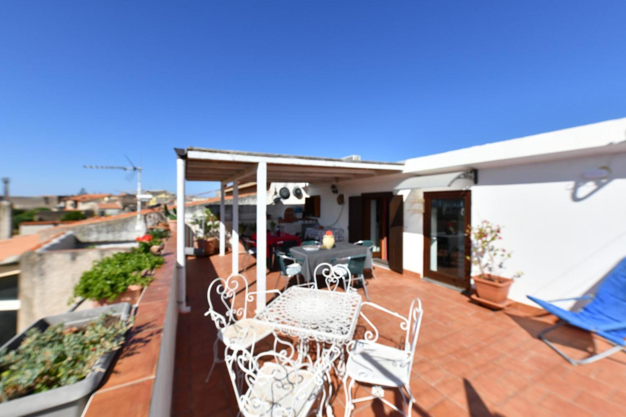 B&B Tredomus Tresnuraghes Екстериор снимка