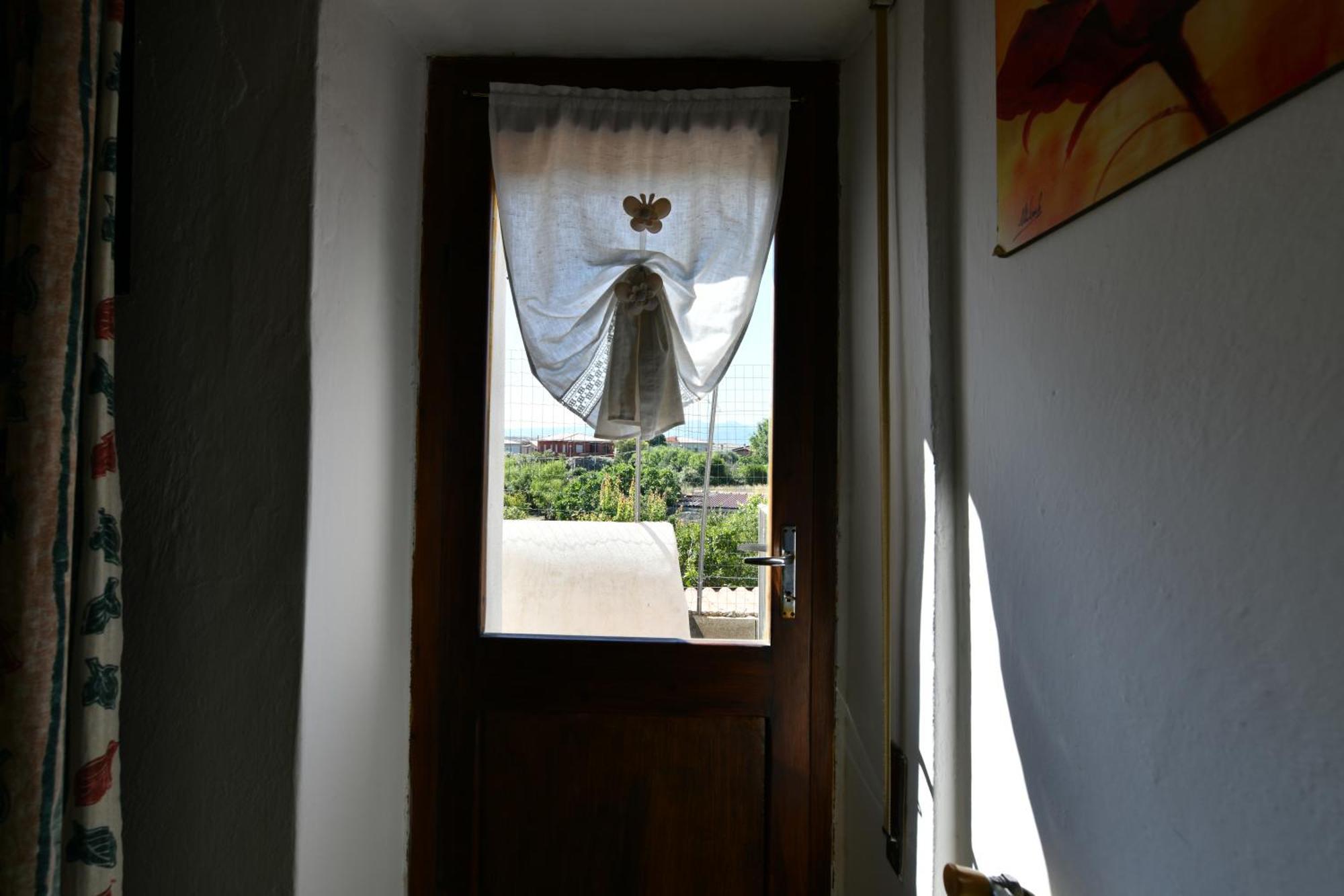 B&B Tredomus Tresnuraghes Екстериор снимка