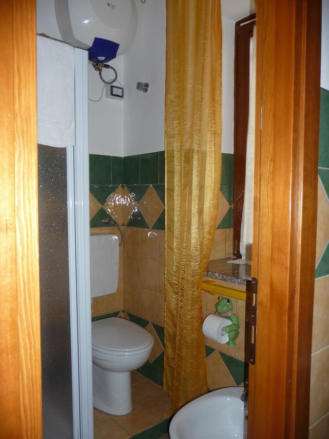 B&B Tredomus Tresnuraghes Екстериор снимка