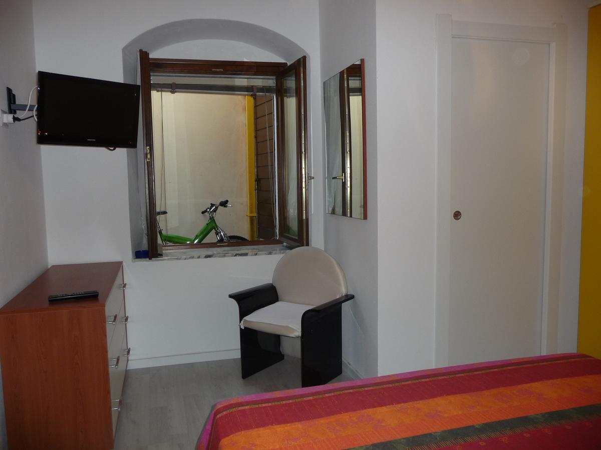 B&B Tredomus Tresnuraghes Екстериор снимка