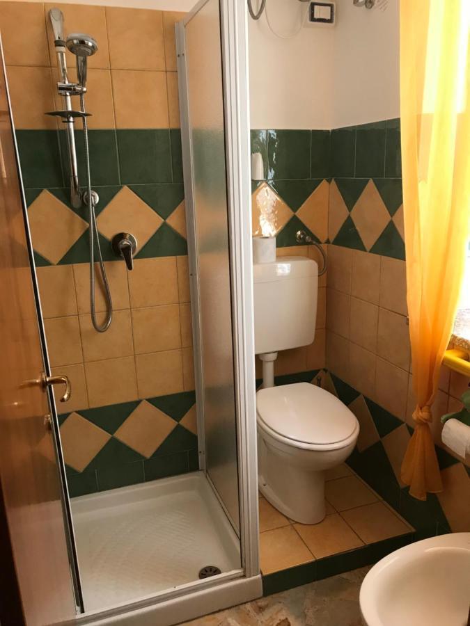 B&B Tredomus Tresnuraghes Екстериор снимка
